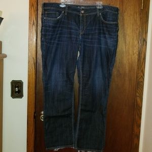 Plused sized straight jeans